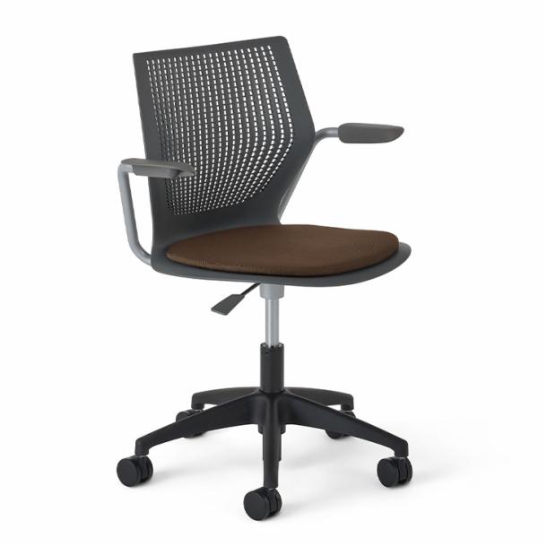 MultiGeneration by Knoll<sup>®</sup> Light Task